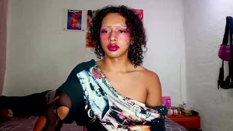 Snapshot of angelsdustxxx chatting on February 12, 2025, 6:40 am online show from February 12, 2025, 6:40 am