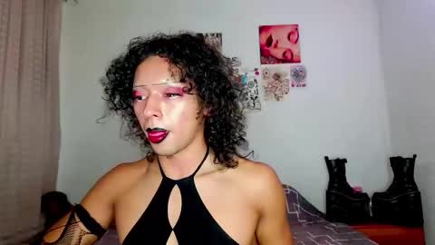 Snapshot of angelsdustxxx chatting on February 27, 2025, 2:42 am online show from February 27, 2025, 2:42 am