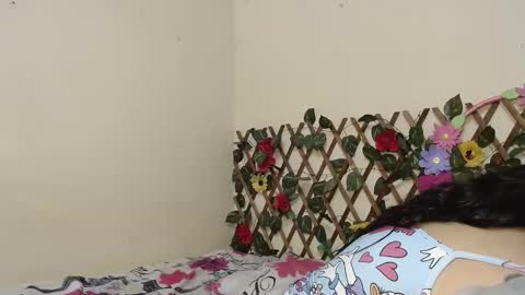 Snapshot of angelsexhotlatin chatting on April 4, 2026, 4:37 pm angelsexhotlatin online show from April 4, 2026, 4:37 pm