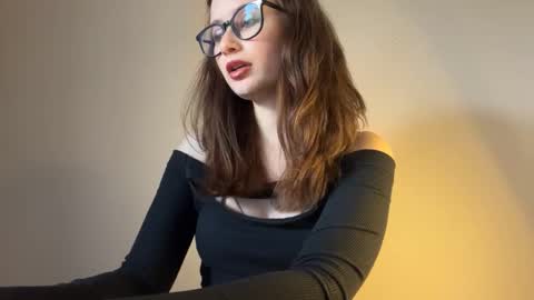 Lisa online show from October 9, 2025, 1:09 pm