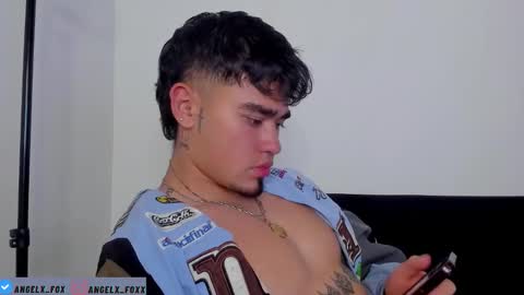 Angel Fox online show from November 6, 2025, 1:28 am