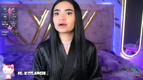 Snapshot of angie_boo_ chatting on October 16, 2025, 3:18 am Angie online show from October 16, 2025, 3:18 am