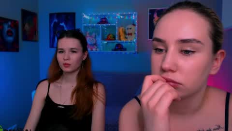 Snapshot of angie_foxy chatting on June 22, 2026, 7:11 pm Angle online show from June 22, 2026, 7:11 pm