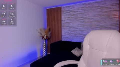 angie_smith_x online show from June 27, 2026, 11:04 am