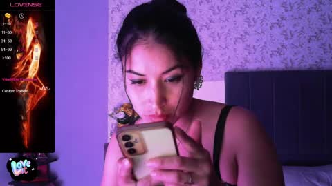 Snapshot of angiebaxter chatting on January 31, 2025, 1:43 am Angiebaxt online show from January 31, 2025, 1:43 am