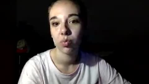 Snapshot of angle_cute05 chatting on June 25, 2026, 8:57 pm Angel Cute online show from June 25, 2026, 8:57 pm