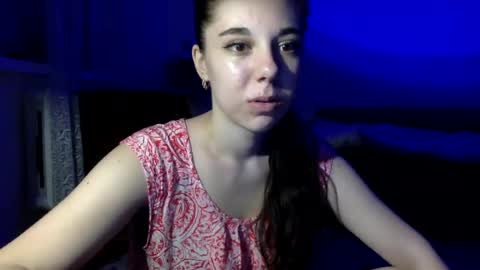 Snapshot of angle_cute05 chatting on July 1, 2026, 8:30 pm Angel Cute online show from July 1, 2026, 8:30 pm