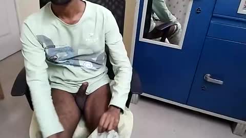 Snapshot of angryagent198 chatting on January 19, 2025, 8:30 pm Tutu22 online show from January 19, 2025, 8:30 pm