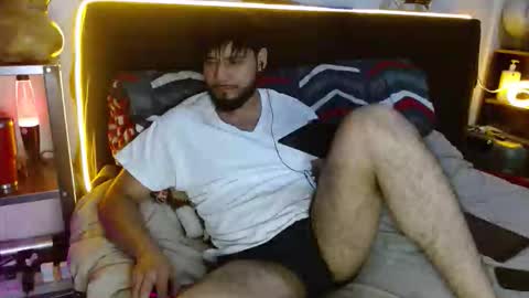 Snapshot of angrydeimos chatting on April 24, 2026, 2:58 am Deimos online show from April 24, 2026, 2:58 am