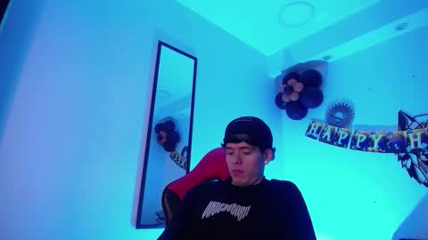 anhonymus online show from October 20, 2025, 4:02 am