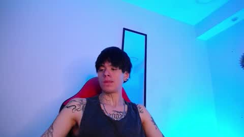 anhonymus online show from November 20, 2025, 4:01 am