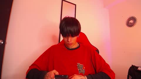 anhonymus online show from December 2, 2025, 3:34 am