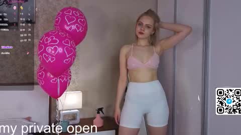 Alice online show from November 23, 2025, 3:23 pm