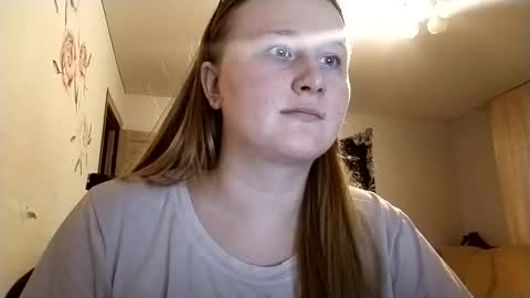 Snapshot of anika_lipps chatting on December 20, 2025, 2:24 pm Anika online show from December 20, 2025, 2:24 pm