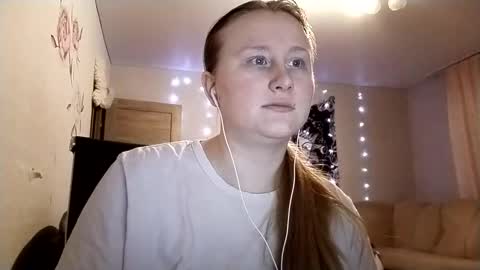 Snapshot of anika_lipps chatting on January 6, 2026, 7:17 pm Anika online show from January 6, 2026, 7:17 pm