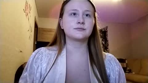 Snapshot of anika_lipps chatting on March 7, 2026, 4:42 am Anika online show from March 7, 2026, 4:42 am