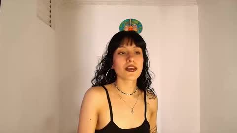 Anika And Lowen Your Thumbs Up Are Super Important For Us  online show from November 14, 2025, 3:22 pm