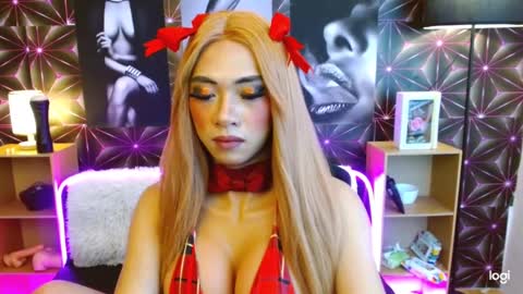 Snapshot of anikaportuna chatting on March 5, 2025, 2:36 am Anika online show from March 5, 2025, 2:36 am