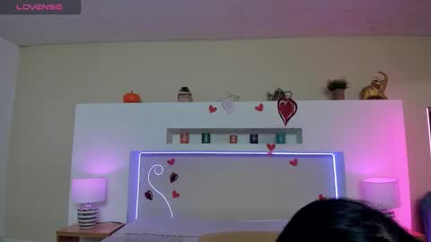 Snapshot of anikaromanof chatting on February 16, 2026, 12:01 pm Anika Romano online show from February 16, 2026, 12:01 pm