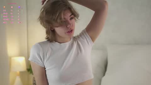 Snapshot of anishavivo chatting on December 4, 2025, 12:47 pm AnishaVivo online show from December 4, 2025, 12:47 pm