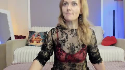 Snapshot of anita_forever chatting on March 3, 2026, 10:04 pm Anita online show from March 3, 2026, 10:04 pm