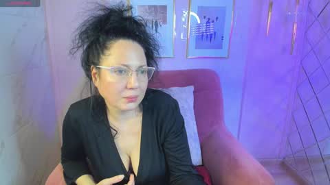 Snapshot of anita_muse chatting on December 20, 2024, 4:20 am Anita online show from December 20, 2024, 4:20 am