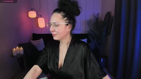 Snapshot of anita_muse chatting on January 19, 2025, 12:17 am Anita online show from January 19, 2025, 12:17 am