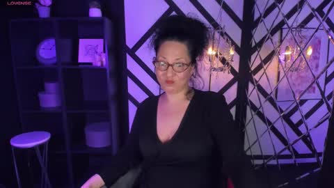 Snapshot of anita_muse chatting on February 22, 2025, 3:45 am Anita online show from February 22, 2025, 3:45 am