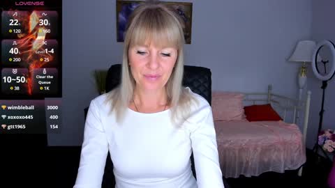Snapshot of anita_tayson chatting on January 9, 2025, 10:41 am Anita online show from January 9, 2025, 10:41 am