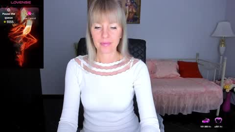 Snapshot of anita_tayson chatting on January 28, 2025, 7:11 am Anita online show from January 28, 2025, 7:11 am