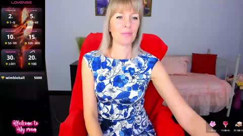 Snapshot of anita_tayson chatting on February 18, 2025, 10:16 am Anita online show from February 18, 2025, 10:16 am