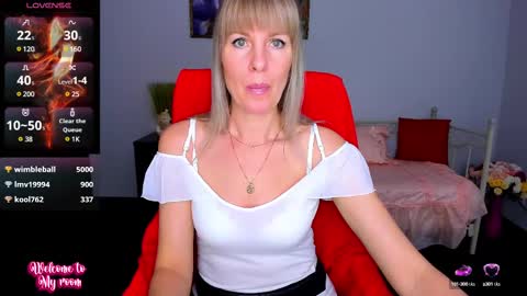 Snapshot of anita_tayson chatting on February 21, 2025, 10:07 am Anita online show from February 21, 2025, 10:07 am