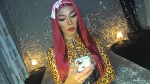 Snapshot of anitacruisze chatting on January 9, 2025, 8:33 pm Miss Ann online show from January 9, 2025, 8:33 pm