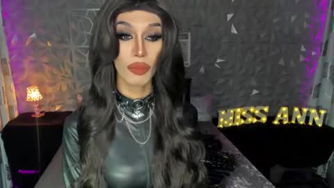 Snapshot of anitacruisze chatting on January 18, 2025, 4:04 am Miss Ann online show from January 18, 2025, 4:04 am