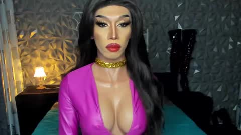 Snapshot of anitacruisze chatting on January 25, 2025, 9:46 pm Miss Ann online show from January 25, 2025, 9:46 pm