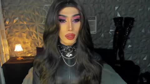 Snapshot of anitacruisze chatting on January 26, 2025, 12:22 pm Miss Ann online show from January 26, 2025, 12:22 pm