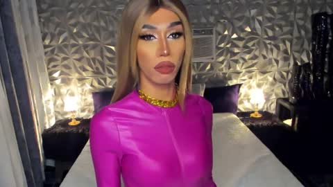 Snapshot of anitacruisze chatting on January 28, 2025, 10:56 am Miss Ann online show from January 28, 2025, 10:56 am