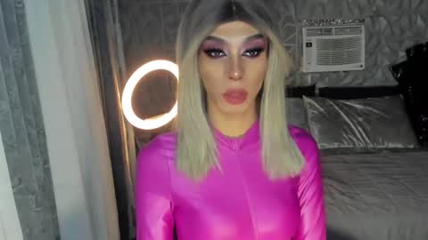 Snapshot of anitacruisze chatting on February 20, 2025, 7:41 pm Miss Ann online show from February 20, 2025, 7:41 pm