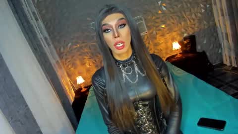 Snapshot of anitacruisze chatting on February 23, 2025, 8:22 pm Miss Ann online show from February 23, 2025, 8:22 pm