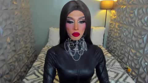 Snapshot of anitacruisze chatting on March 3, 2025, 10:20 pm Miss Ann online show from March 3, 2025, 10:20 pm