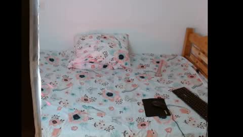 anitaturnerr online show from February 19, 2025, 1:40 am