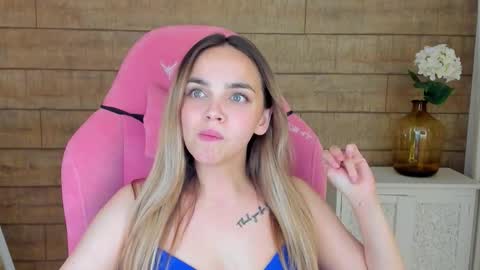 AnitaVenture online show from September 26, 2025, 4:44 pm