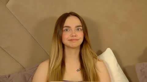 AnitaVenture online show from April 8, 2026, 4:34 am