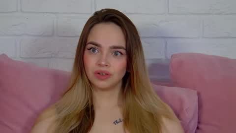 AnitaVenture online show from April 16, 2026, 4:13 am