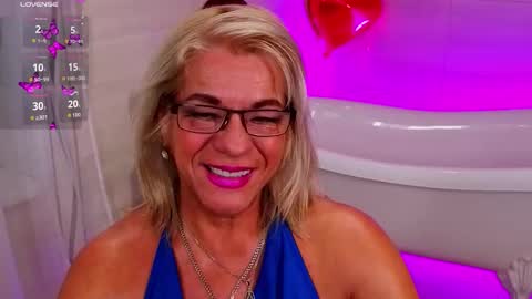 Snapshot of anittaharris_ chatting on February 12, 2026, 11:49 am Anita online show from February 12, 2026, 11:49 am