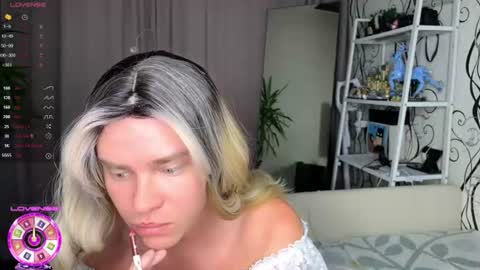anjalin_sososok online show from July 12, 2026, 2:02 am
