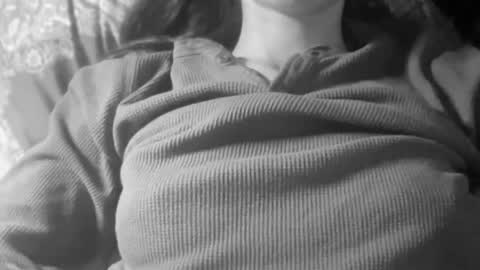 Anje online show from December 12, 2024, 6:42 pm