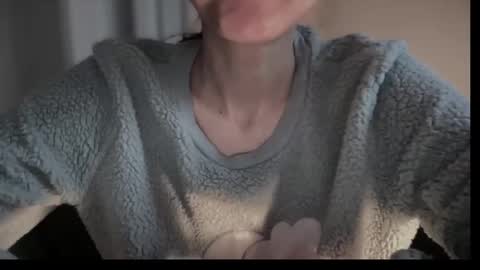 Anje online show from September 28, 2025, 6:41 am