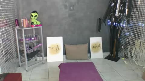 Hello My name is NaiaraPv is OPEN online show from March 26, 2026, 12:00 pm