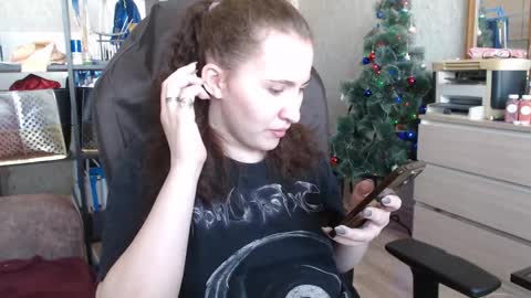 Snapshot of ankey_rayah chatting on January 24, 2025, 5:31 am Nameless online show from January 24, 2025, 5:31 am